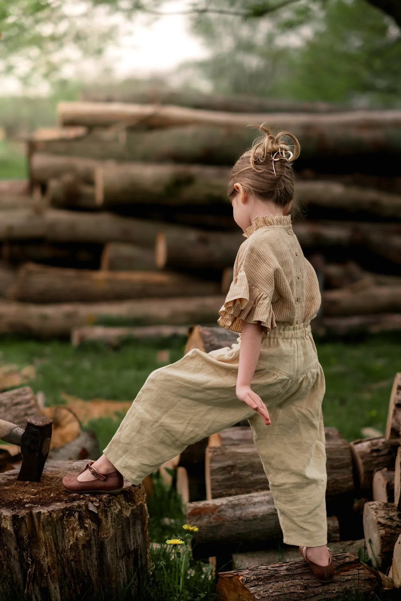 Cocoa Brown Linen Ankle Cropped Pants