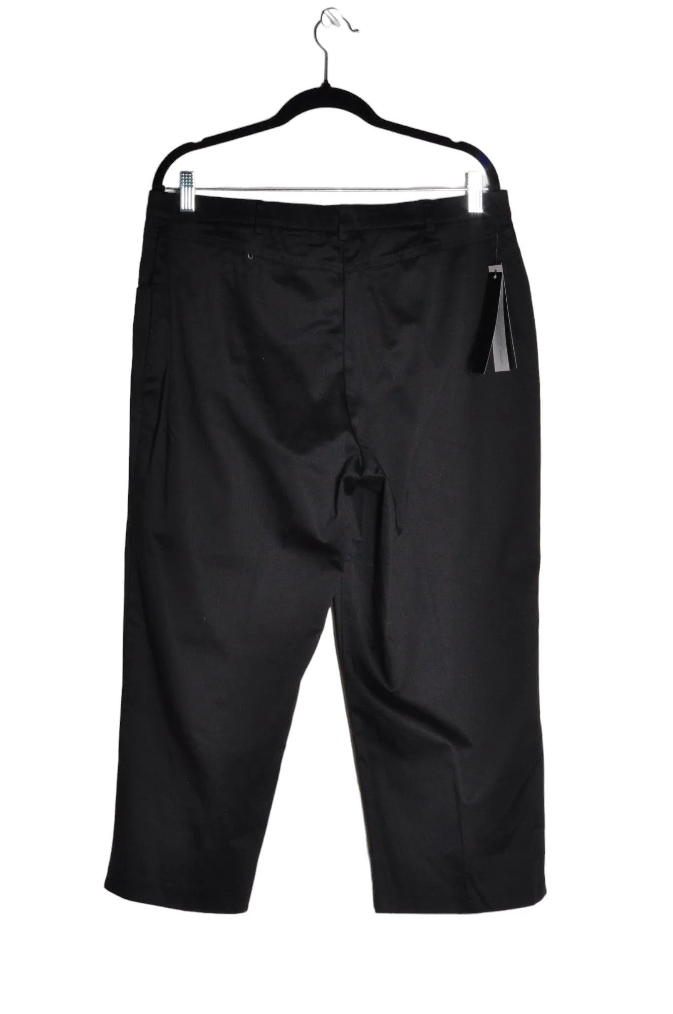 DKR & CO. Women Capri Pants Regular fit in Black - 8