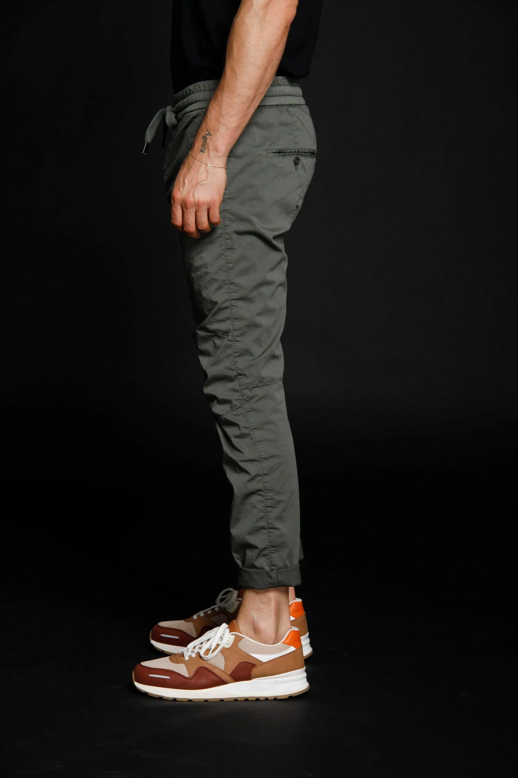 John pantalone uomo chino jogger in nylon stretch Logo edition carrot fit ①