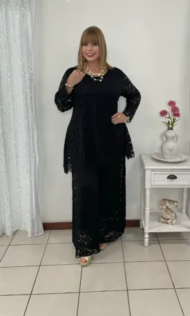 Plus Set Lace Negro By; Italy