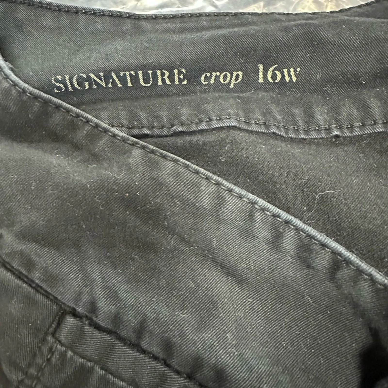 Talbots Signature Crop Elegant Black Ankle Pants